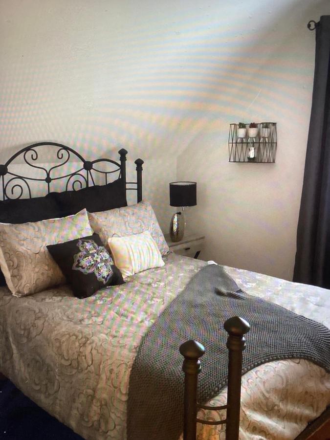 Couette Et Cafe Au Crepuscule Bed & Breakfast La Patrie Exterior foto